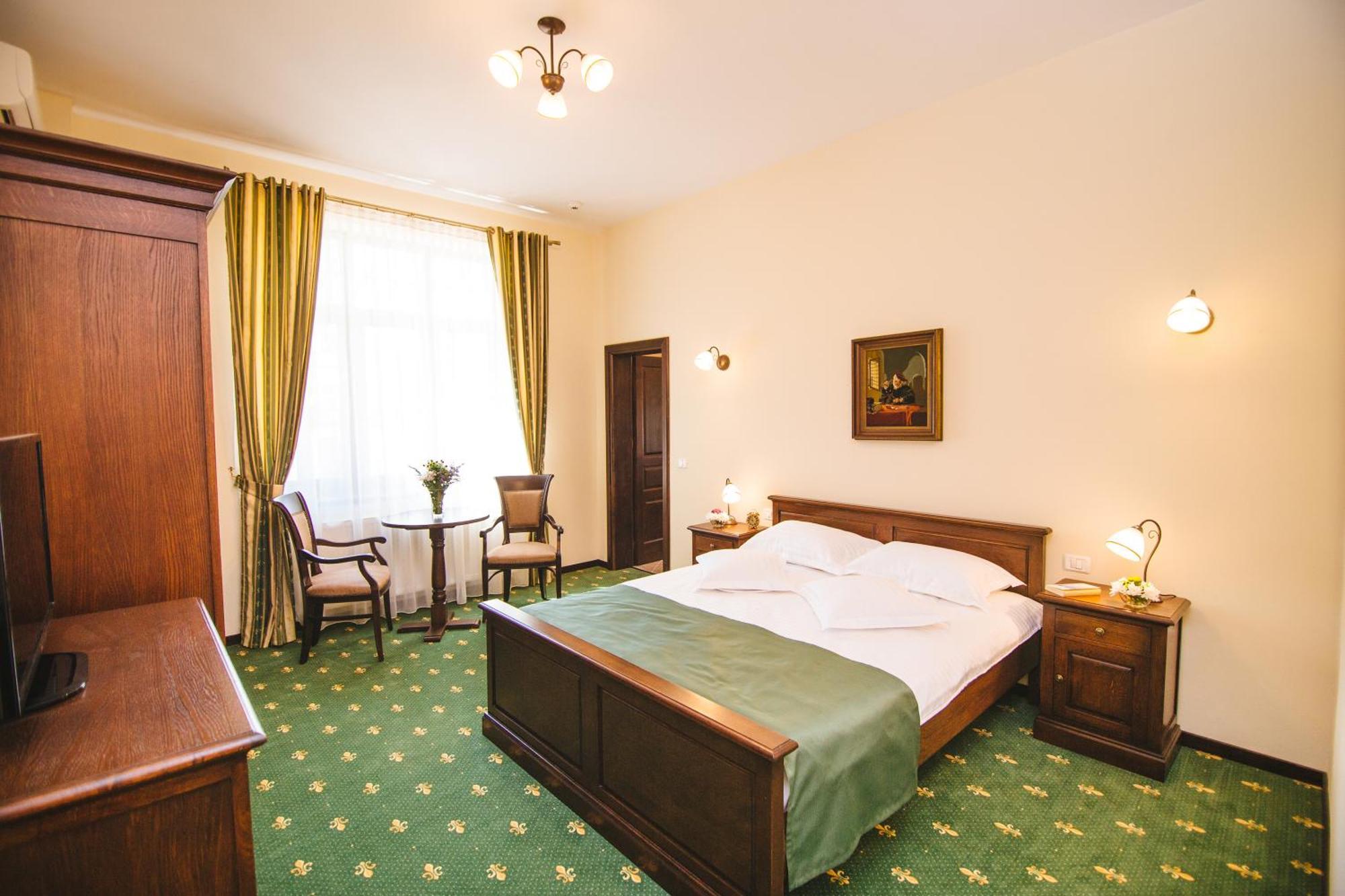 Karlhof Hotel Sebeş Quarto foto