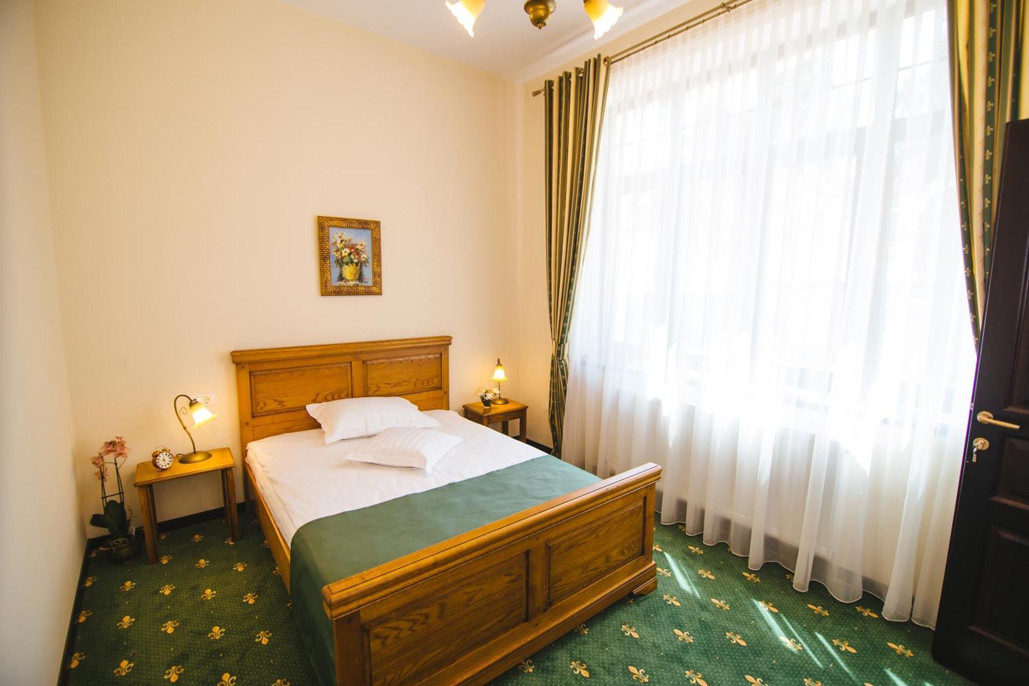 Karlhof Hotel Sebeş Quarto foto